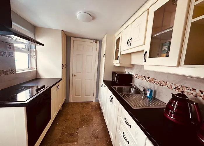 Coastal Charm 펜션 도니골